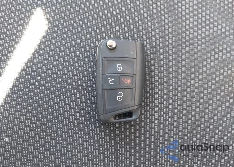 2020 Volkswagen Jetta 1.4T R-Line/1.4T S z USA, uszkodzony, nr VIN 3VWN57BU8LM044407